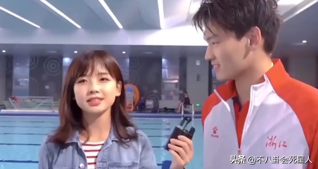 韩红和管彤的结婚照，韩红和管彤结婚照片集（频频被造谣的央视主持）