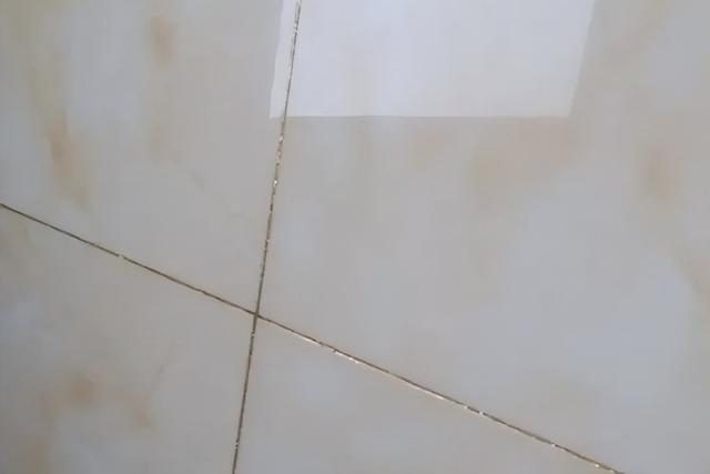 十大美容院连锁品牌，十大美容院加盟连锁品牌前十名（瓷砖美缝剂十佳品牌排名）