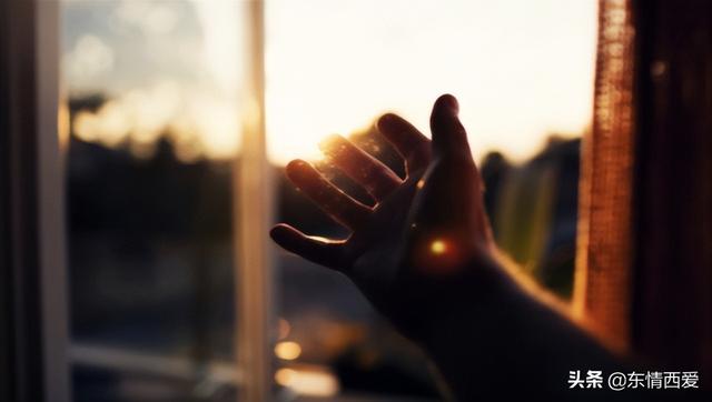 很无奈很无奈的朋友圈说说，朋友圈很无奈的句子（心情低落的句子）