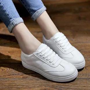 学车穿什么鞋比较好，练车穿什么鞋比较好（穿运动鞋的那种舒服，你喜欢吗）