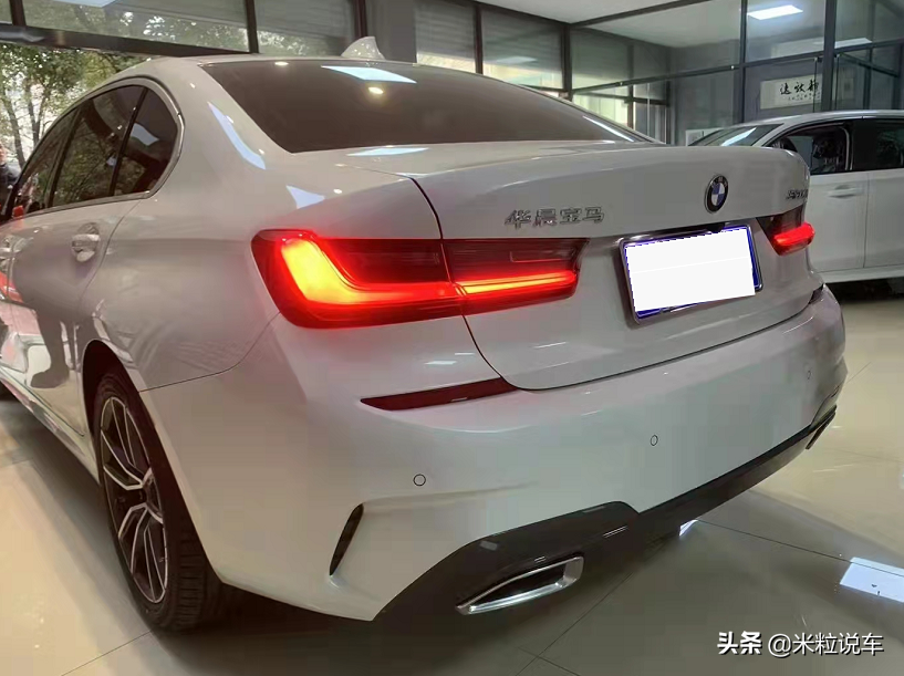 宝马320l(15年宝马320li价格多少)