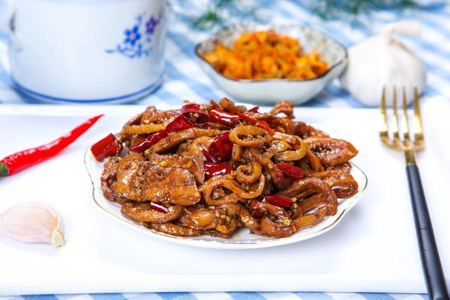 牛肚炒什么好吃，牛肚的做法大全家常菜（方法简单容易上手）