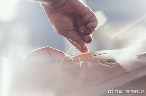 食草堂男包，一个坚持独立思考的品牌（食草堂男包价格）