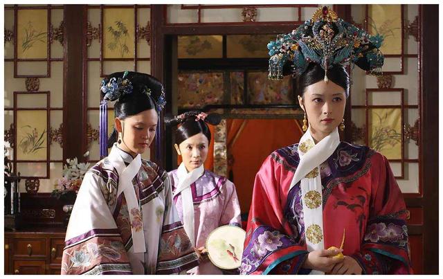 夕颜花是牵牛花吗，夕颜花的花语（夕颜花是牵牛花吗）