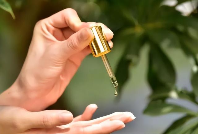 护肤油有什么好用的，分享5款口碑很好的“护肤油”