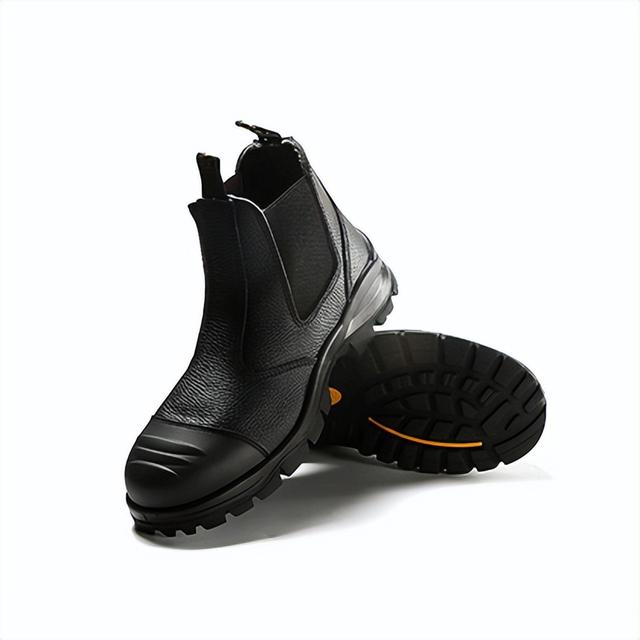 牛反绒的鞋子怎么清洗，牛反绒的鞋子里面怎么清洗（分享一份劳保鞋不同材质的清洗保养指南）