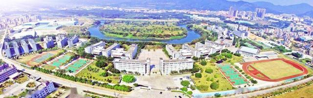 惠东县高级中学，惠东县高级中学2021高考成绩喜报、本科上线人数情况（第一批录取分数线来了）