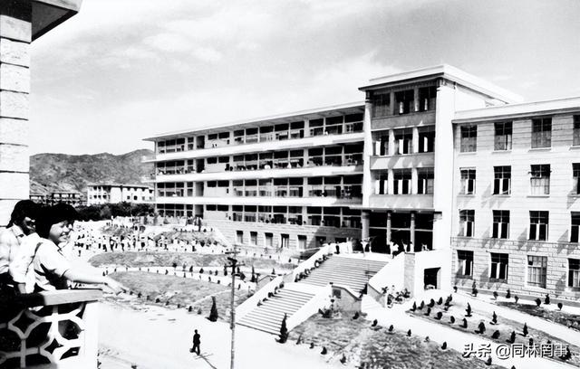 华侨大学属于什么档次，华侨大学算名牌大学吗（70后眼中的大学147之华侨大学）