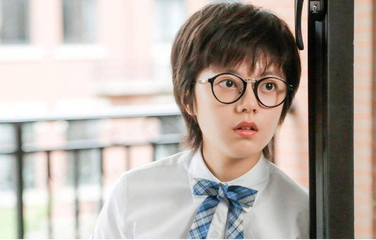 赵今麦个人资料(表演专业全国第一) - 龙腾网