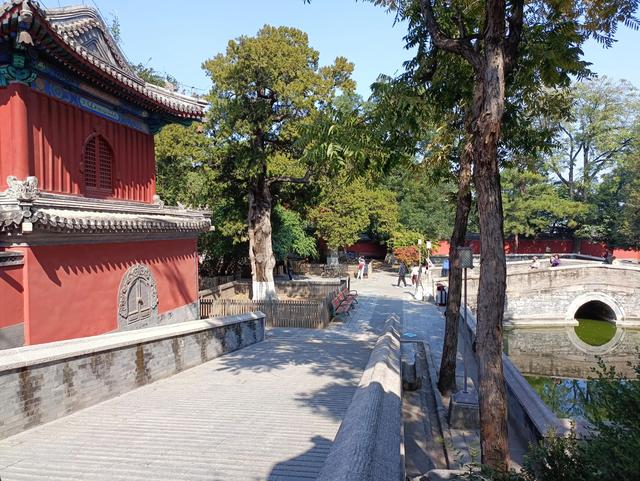 北京郊区一日游，北京郊区一日游最佳路线（曲径通幽好去处一一北京大觉寺一日游）