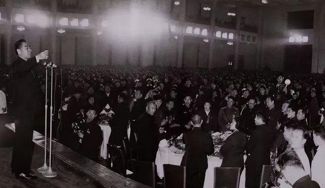 中国最奢侈的四个菜，中国最贵的菜（扔掉的比吃掉的还多）