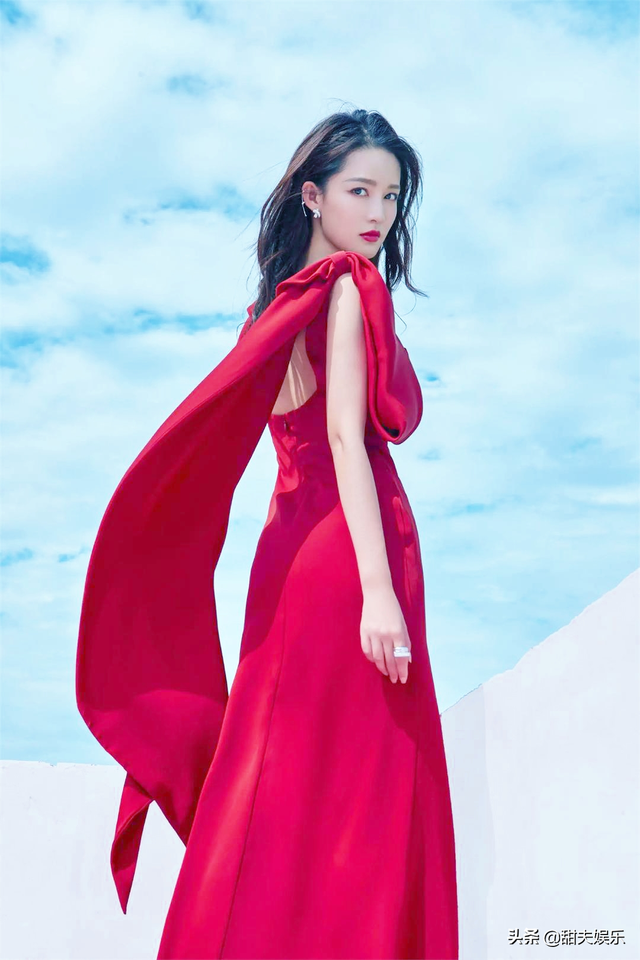 我国最漂亮的十大美女（娱乐圈漂亮女明星）街拍照和美女明星照
