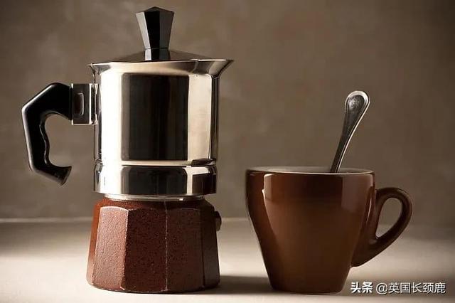 在家做星巴克用哪种咖啡机，在家做星巴克用哪种咖啡机比较好（盘点英国那些值得购买的咖啡机）