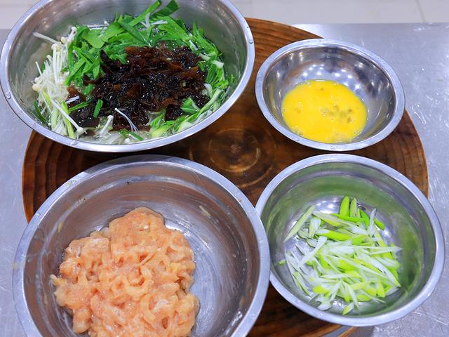 减肥可以吃牛杂吗，减肥可以吃牛杂吗晚上（牛肉排倒数第二）