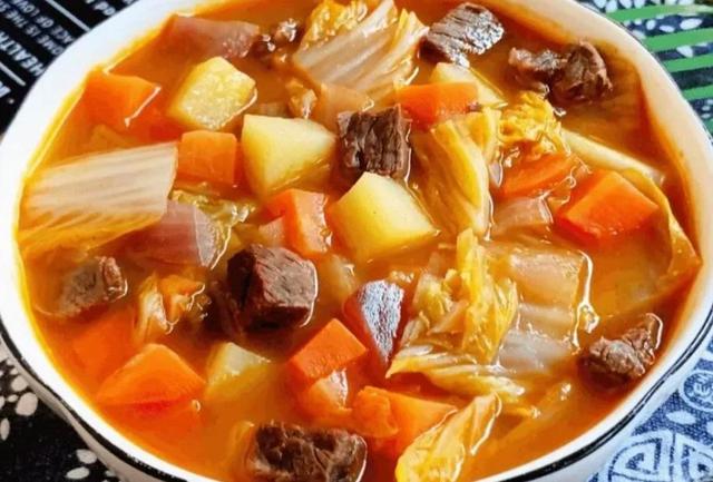 怎么做西兰花胡萝卜丝炒蛋，怎样炒西兰花胡萝卜（春天这7道菜多给孩子吃）