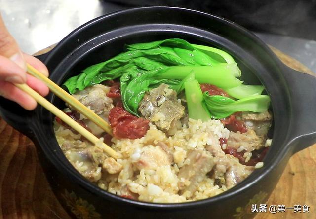 自热米饭怎么吃，如何吃自热米饭（简单几步就能上桌）