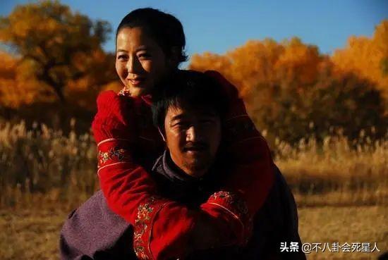 胡杨女人主题曲，胡杨女人主题曲是什么（演农村妇女出神入化的演员）