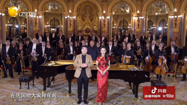 中长款旗袍穿搭技巧，中长旗袍上衣配什么下装（女人想要变得高级）