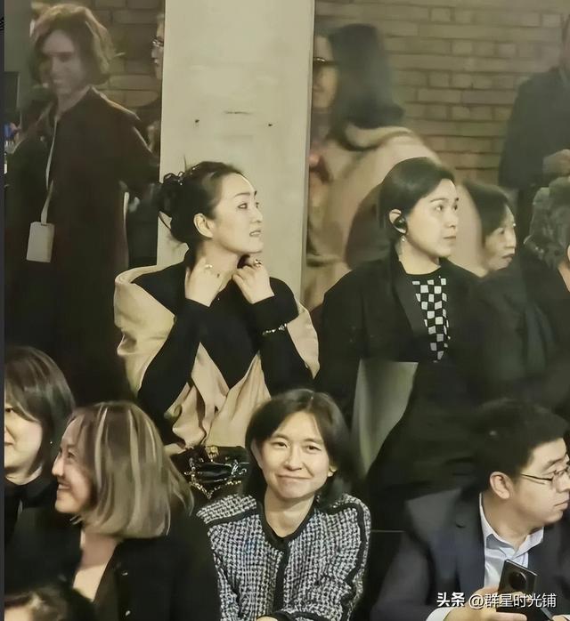 巩俐的气场有多强，看了巩俐林青霞和张敏三人的合照