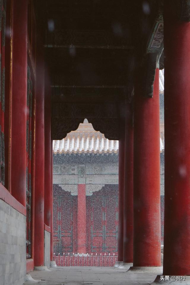 冬天去北京怎么玩，冬天去北京要注意什么（<附低体力拍照攻略>）