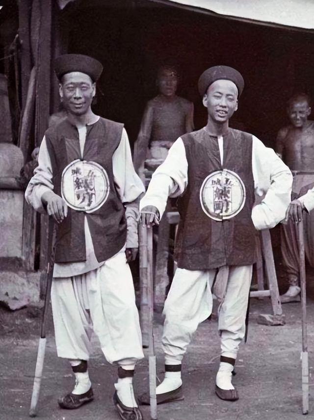 第一次鸦片战争最惨烈的战役，第一次鸦片战争道光皇帝为何表扬八旗