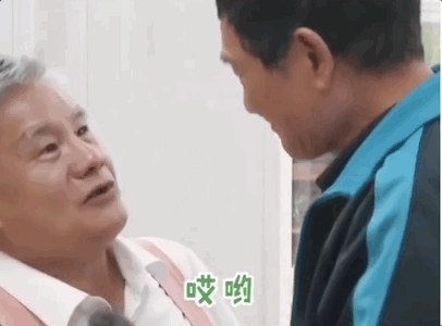 曾经在我眼前却又消失不见，曾经在我眼前却又消失不见歌词（“我会反复爱上你）