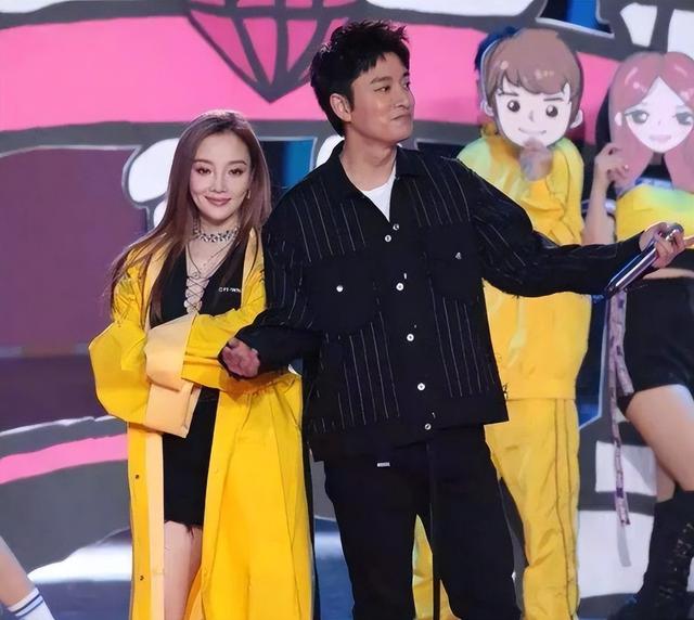 贾乃亮：从人人同情到“声名狼藉”他都做错了什么？