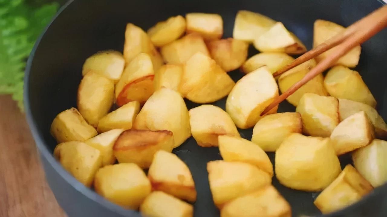 夜市抢手小吃(夜市卖的物品)