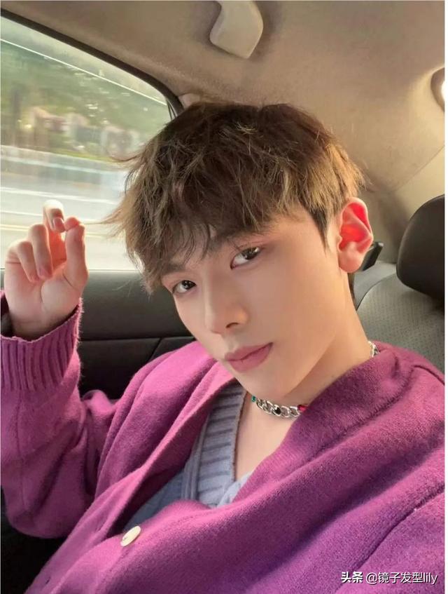 碎发刘海图片男，最新男生短碎发型图片（清爽帅气男士发型18款）