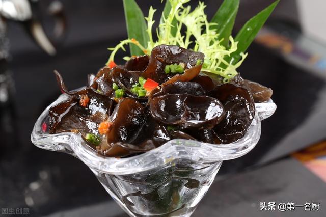 碱性食物排名第一名，世界最强碱性食物排行（也要吃的6种“碱性”菜）