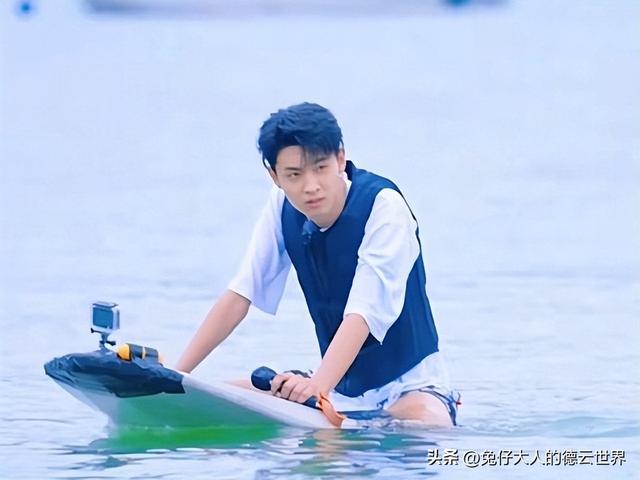 秦霄贤，秦霄贤宣布恋情（德云社秦霄贤回应传闻图片）