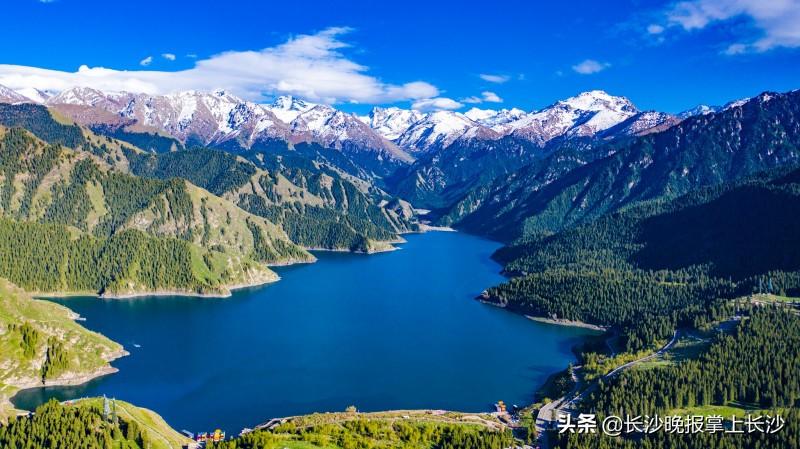 长沙到乌鲁木齐(长沙至桂林飞机票多少钱一张)