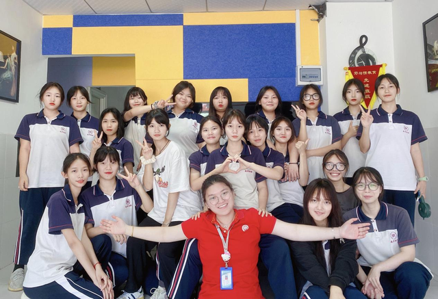 适合女人9个小生意，适合女人9个小生意有哪些（女生最吃香的七大职校专业）