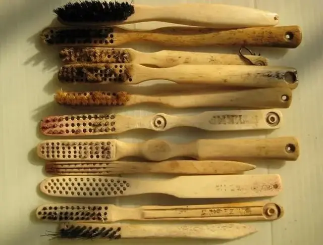 古代人怎么刷牙，古代人是怎么刷牙的（那古人是如何刷牙的）