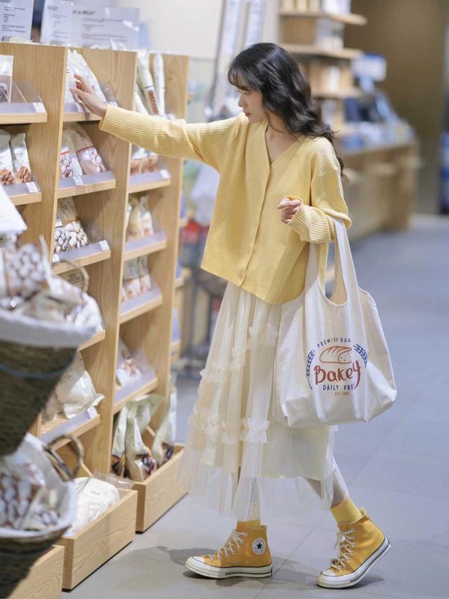 帆布鞋应该怎么挑选，帆布鞋应该怎么挑选好（帆布鞋依然是top1）