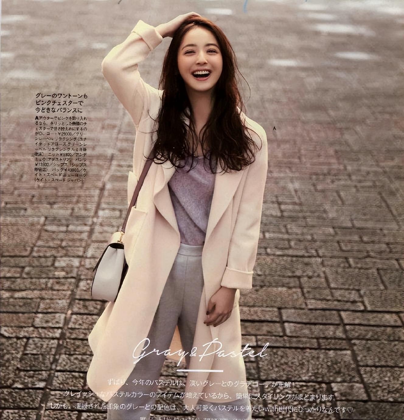 穿裙子里边穿啥,女生穿裙子里面要穿什么(优雅女人穿“半裙”) 穿裙子里边穿啥,女生穿裙子里面要穿什么(优雅女人穿“半裙”)