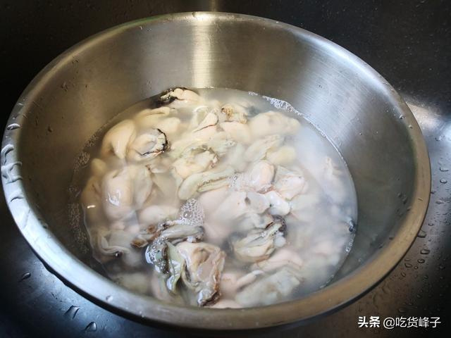 生蚝肉怎么保存，剥好的生蚝肉怎么保存（夏天遇到牡蛎肉）