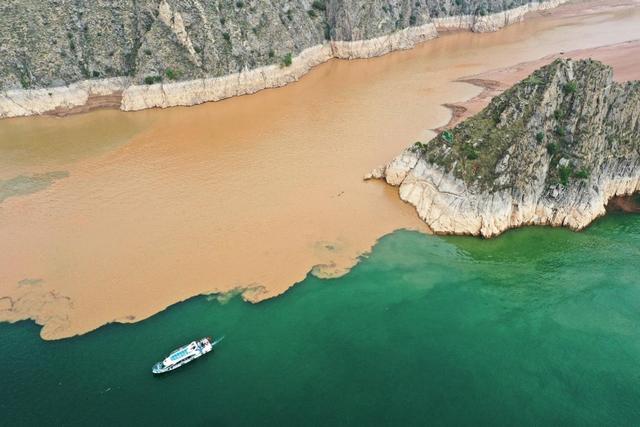 长江全长多少千米，长江全长多少千米是世界第几长河（江与河的区别中华儿女都应该知道）