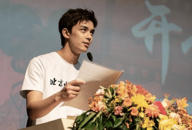 北京电影学院表演系，北京电影学院表演系高职班（北电18级表演系毕业照曝光）