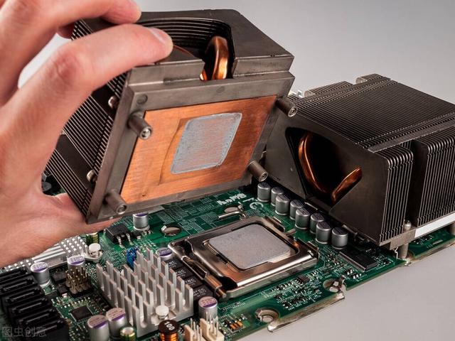 简述汽车材料包括哪些，汽车材料通常分为（国内导热塑料材料国产替代市场大）