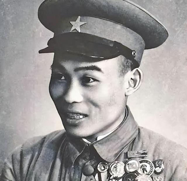 最牛兵王人物介绍，百万解放军最强兵王,9次获特等功,4次被伟人接见