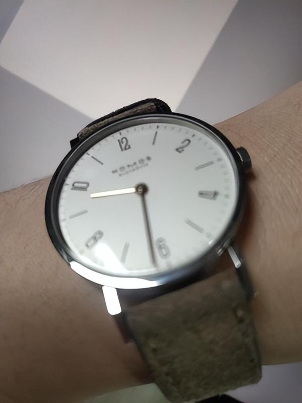 nomos手表，nomos手表什么人喜欢戴（nomos手表哪款好）