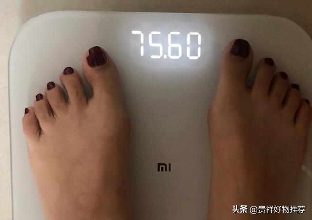 小米电池休眠自动解除，小米电池休眠怎么自动解除（小米体重秤放平不归零怎么回事）