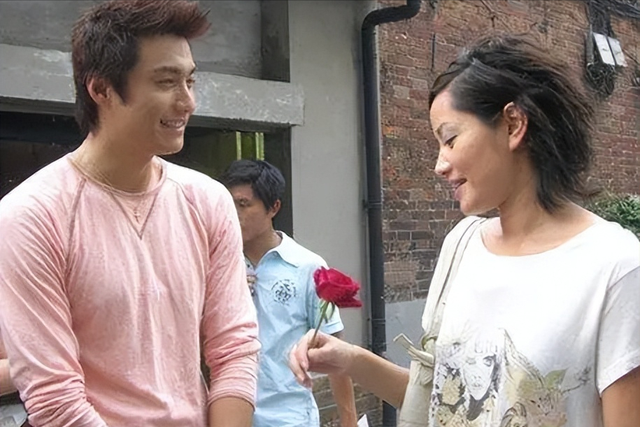 胡兵个人资料简介，胡兵个人资料简介身高（从此他一生未婚她一生未孕）