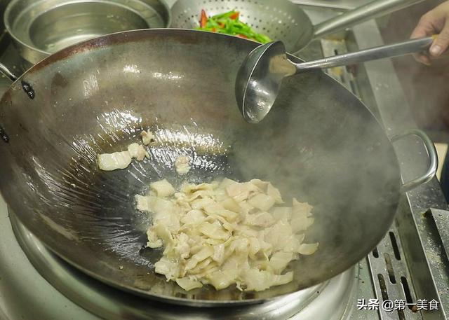 如何切五花肉肉片，五花肉切成片怎么做好吃（软嫩如豆腐）