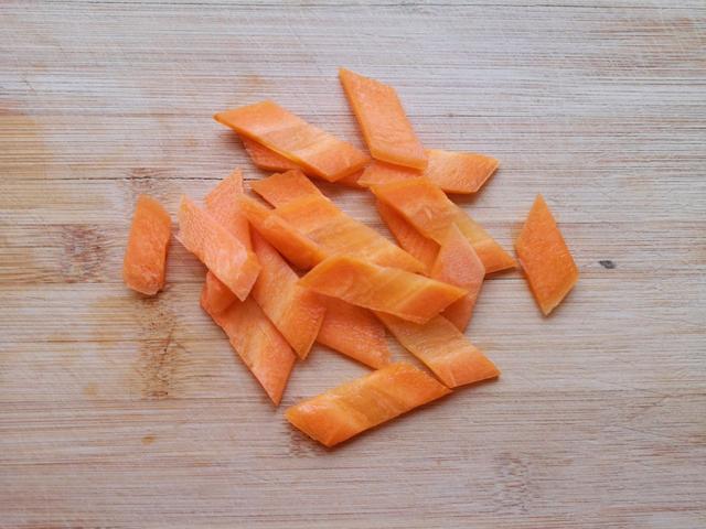 腐竹拌凉菜的做法怎么办呢，拌腐竹凉菜做法大全（腐竹和黄瓜做凉拌菜）