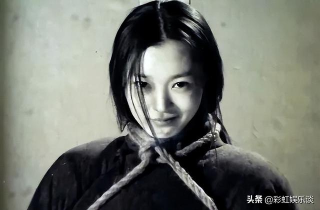 伪装者于曼丽的结局，伪装者于曼丽的结局改写（于曼丽之死让人意难平）