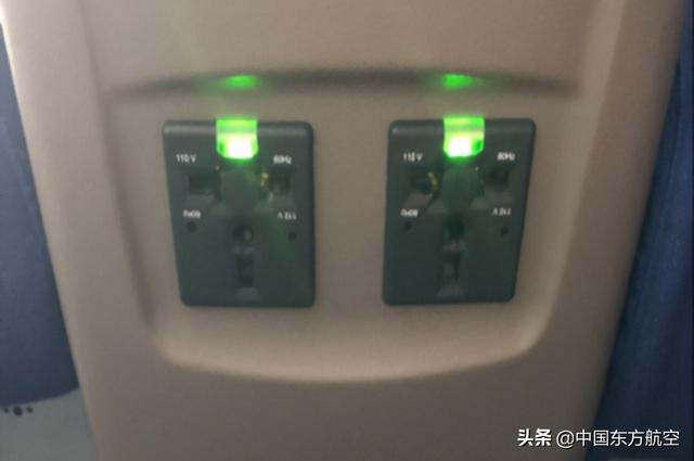 飞机哪些座位靠窗，飞机看风景最佳位置图解（飞机如何“坐”，你真的知道吗）