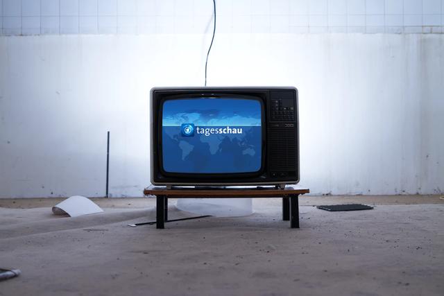 240p是什么清晰度，240dpi清晰度（为什么VCD、小霸王在老电视上看起来更清晰）