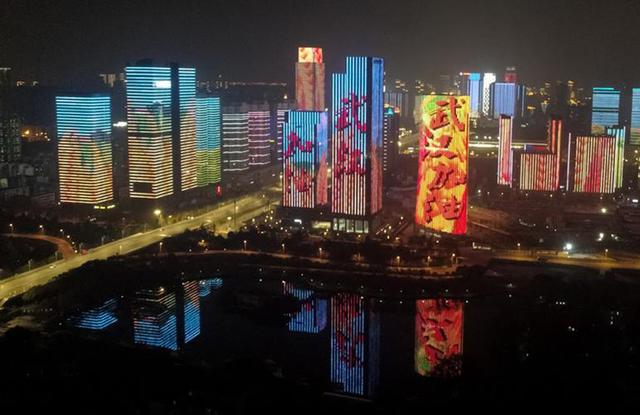 疫情从2019年几月几日开始，疫情是哪年哪月哪日爆发的（现在的放开不是妥协更不是溃败）